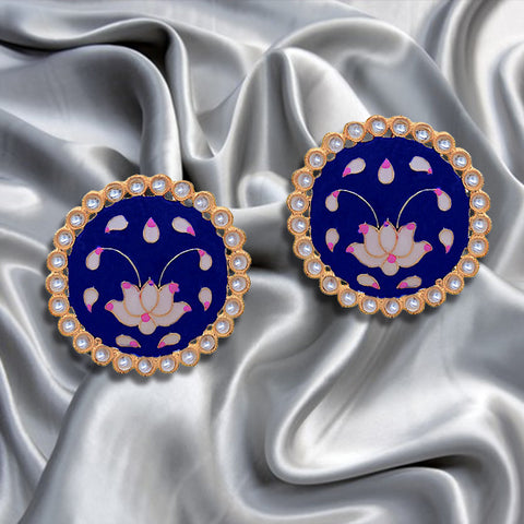 Beautiful Lotus Design Studs (E873)