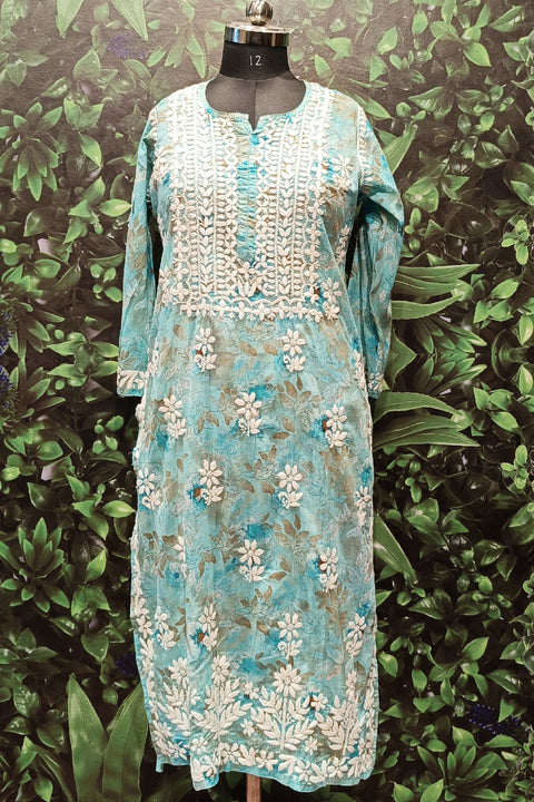 Lucknowi Chikankari kurti