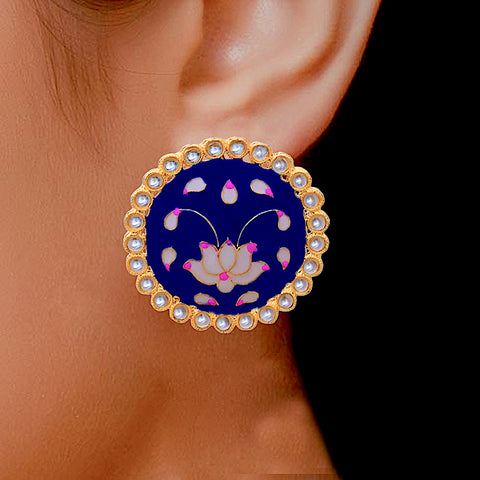 Beautiful Lotus Design Studs (E873)