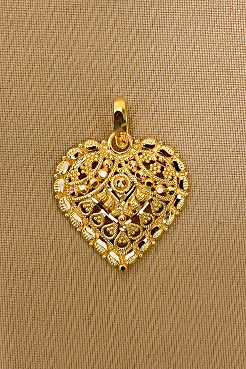 22 KT Gold Traditional Heart Pendant Set (D113)