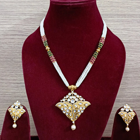 Designer Gold Plated Royal Kundan Pendant Set (D359)