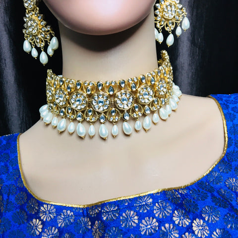 Designer Gold Plated Royal Kundan Choker Style Necklace With Earrings (D743)