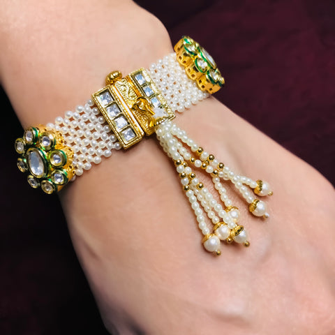 Designer Gold Plated Royal Kundan Openable Bracelet (Design 140)